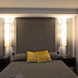 foglaljon itt
